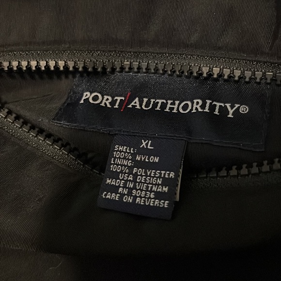 Port authority Mens reversible vest size XL - Picture 11 of 11